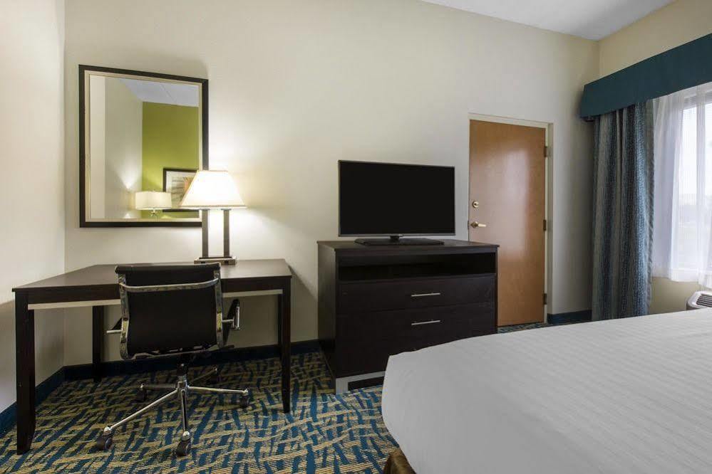 Holiday Inn Savannah South - I-95 Gateway By Ihg Georgetown Exterior photo